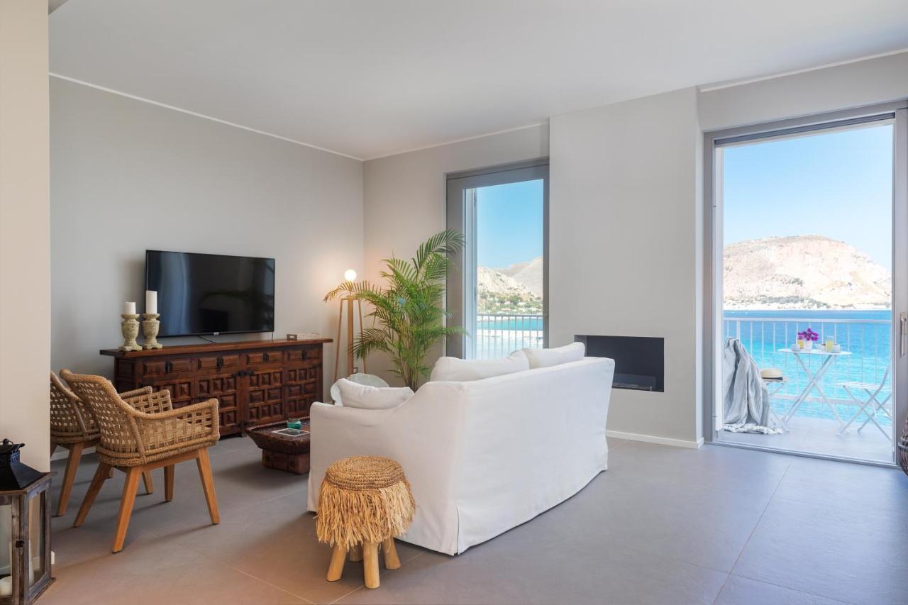 Nesos Suite By Domusicily Mondello Exterior foto